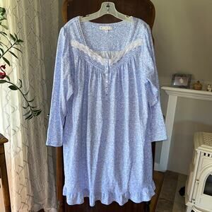 Eileen West long-sleeve XL nightgown blue white ditsy floral print lace trim